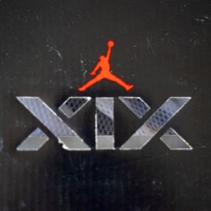 Air Jordan XIX (2004 19 Melo’s)